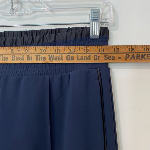 Athleta Women's Metropolis Wide Leg Pants Navy Black 2 Petite Track Travel - Picture 9 of 10